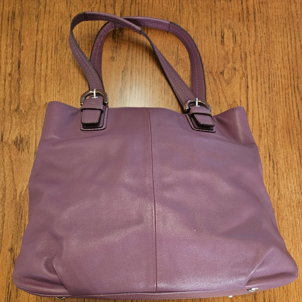 Coach Berry Purple Leather Soho Shoulder Bag w/ Double Handles & Bottom Studs - Picture 2 of 16